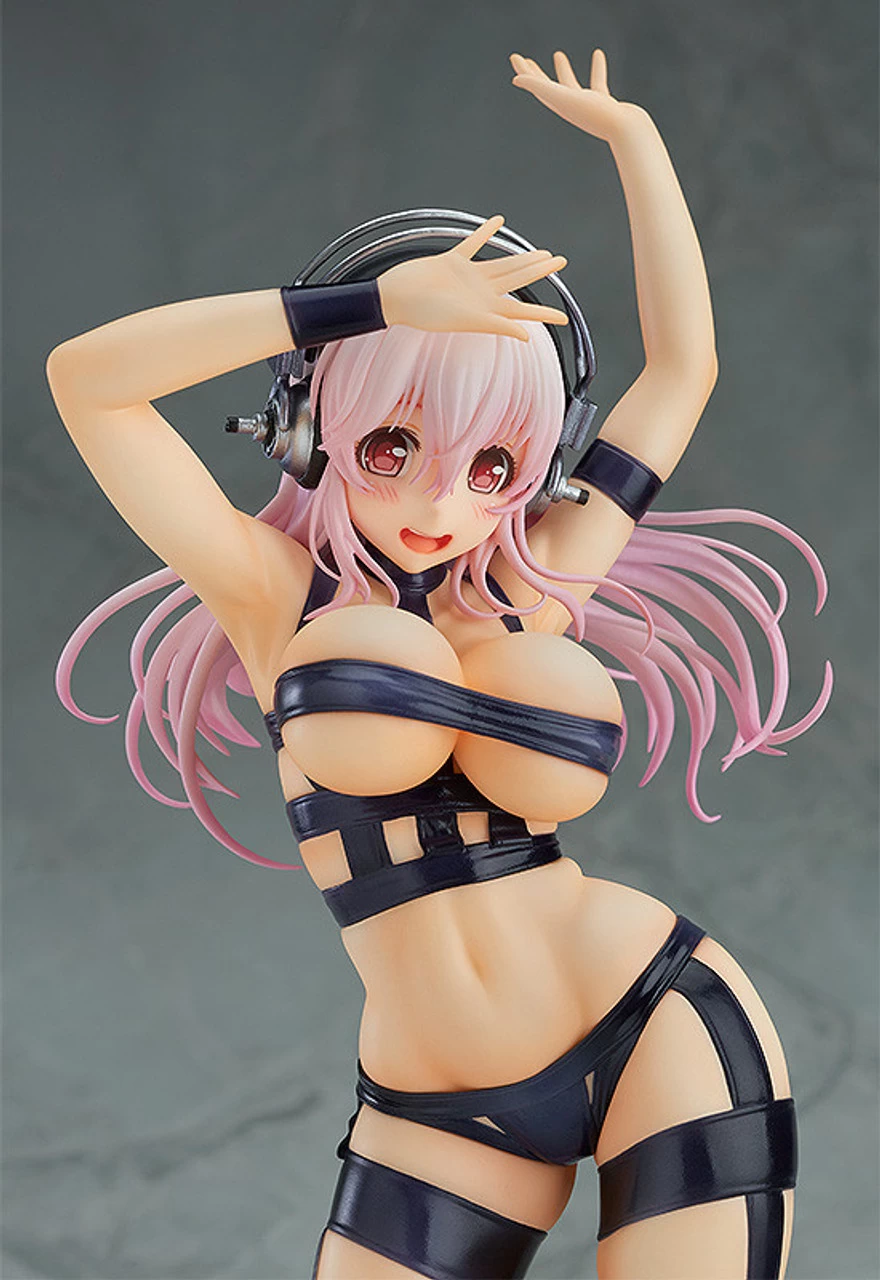 GOOD SMILE COMPANY Super Sonico: HOT LIMIT Ver. 1/7 PVC Figure - Image 2