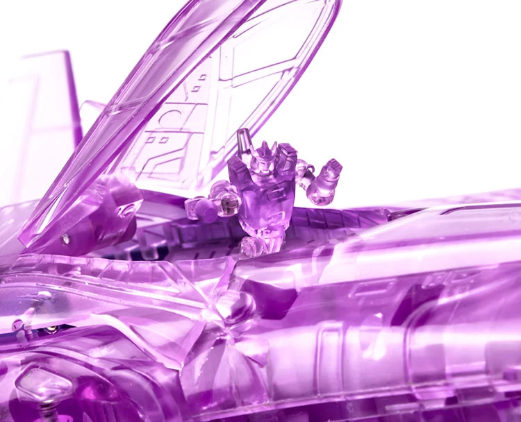 XTransbots MX-III Eligos Cyclonus Clear Version - Image 9