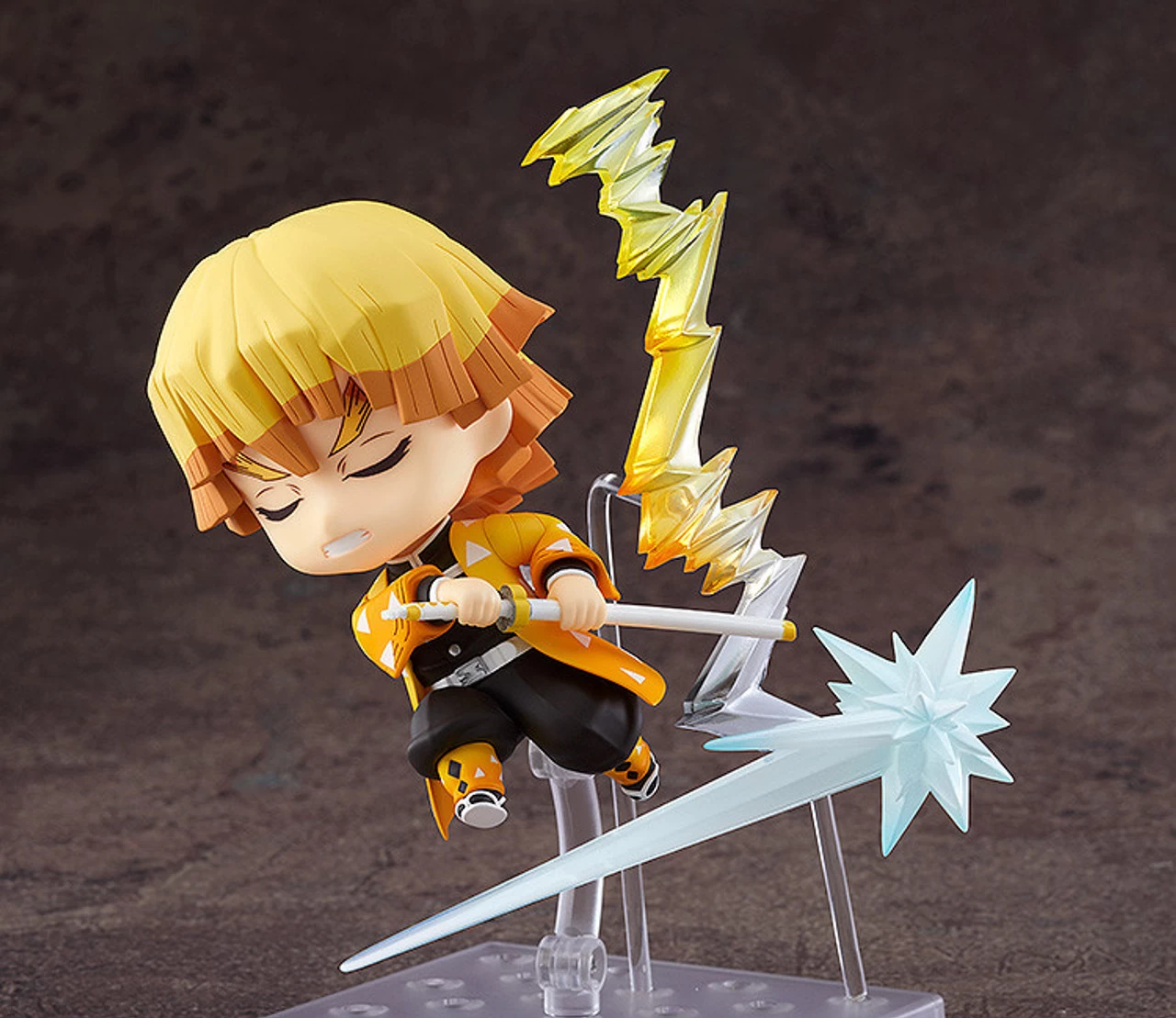 GOOD SMILE COMPANY Nendoroid Zenitsu Agatsuma (Demon Slayer: Kimetsu No Yaiba) - Image 5