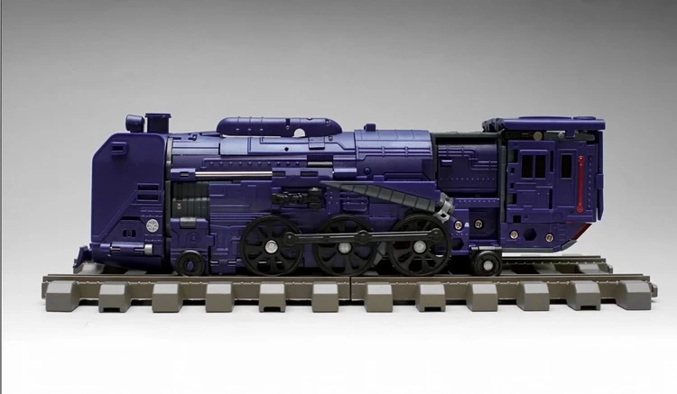 ToyWorld TW-06C Devil Star Astrotrain Comic Version - Image 8