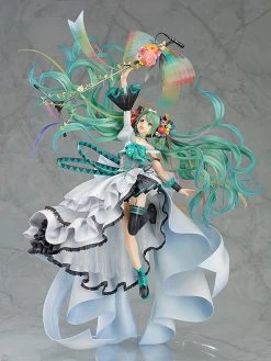GOOD SMILE COMPANY Hatsune Miku: Memorial Dress Ver. (Character Vocal Series 01: Hatsune Miku) 1/7 PVC Figure