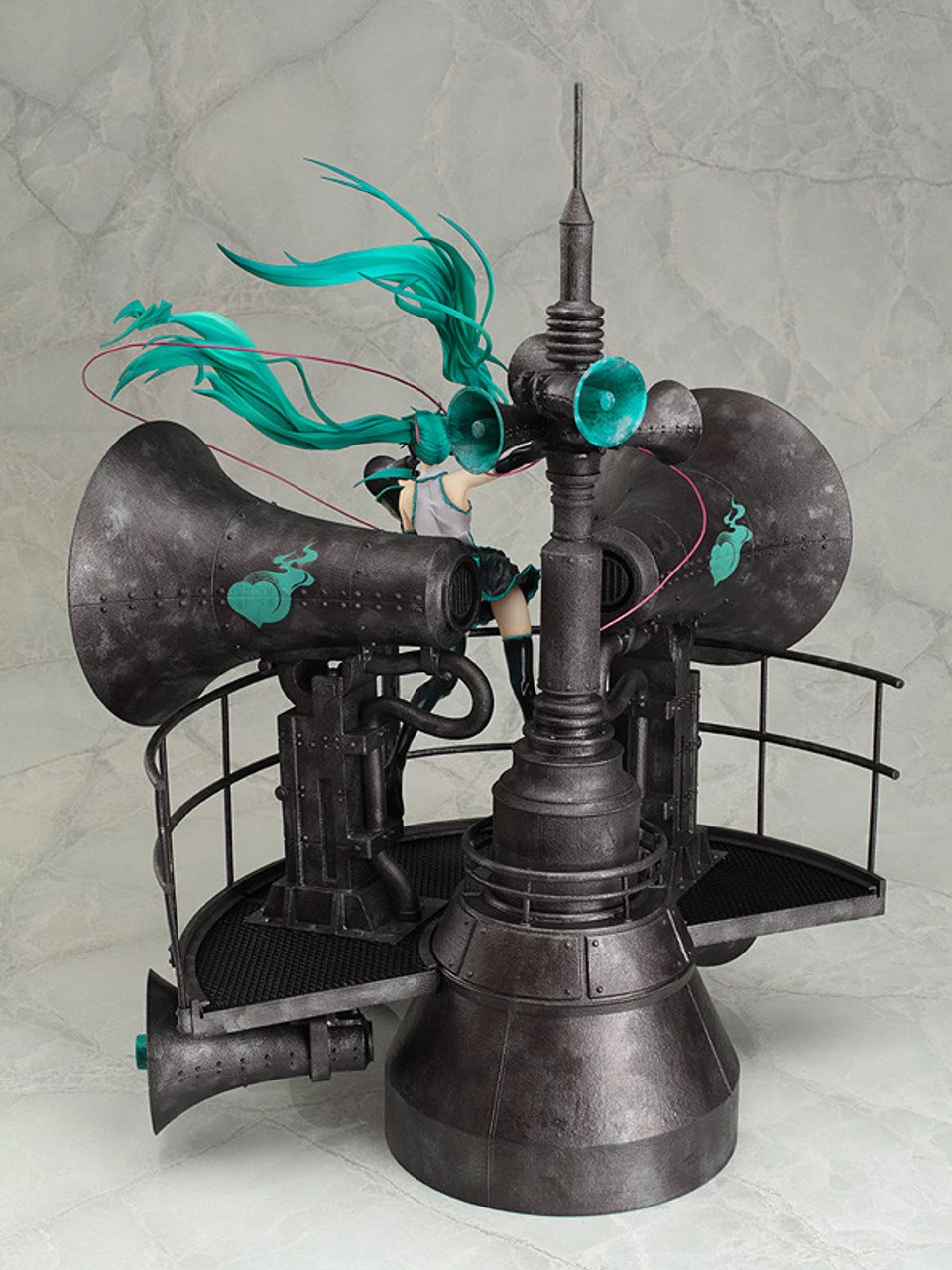 GOOD SMILE COMPANY Hatsune Miku: Love Is War Ver. DX 1/8 PVC Figure (Completed) - Image 5