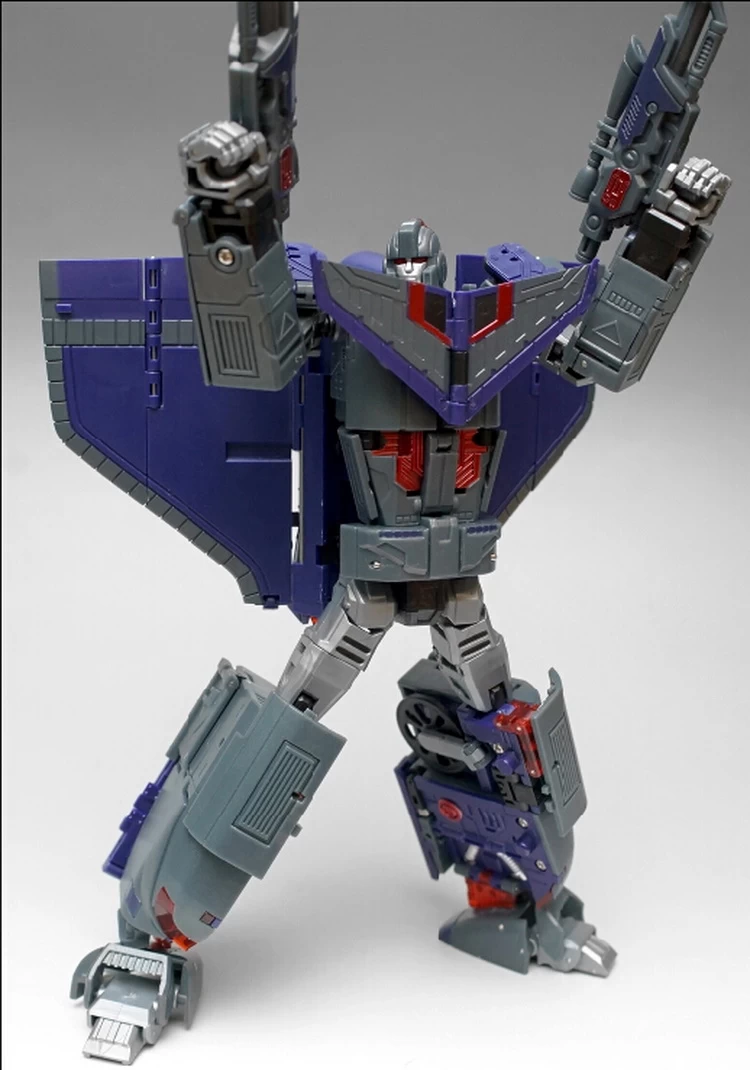 ToyWorld TW-06C Devil Star Astrotrain Comic Version - Image 3