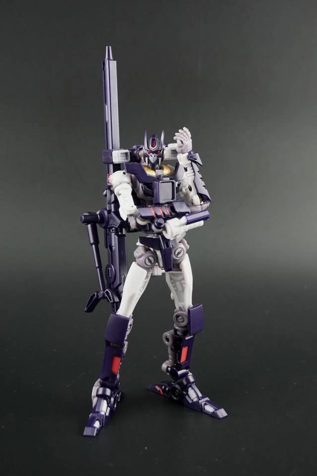 Mastermind Creations R-12 Cynicus Vos - Image 3