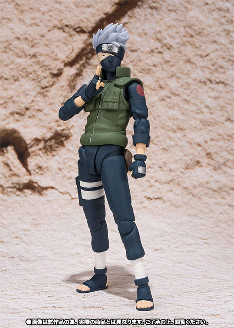 BANDAI Premium S.H.Figuarts Naruto Shippuden Hatake Kakashi Action Figure - Image 5