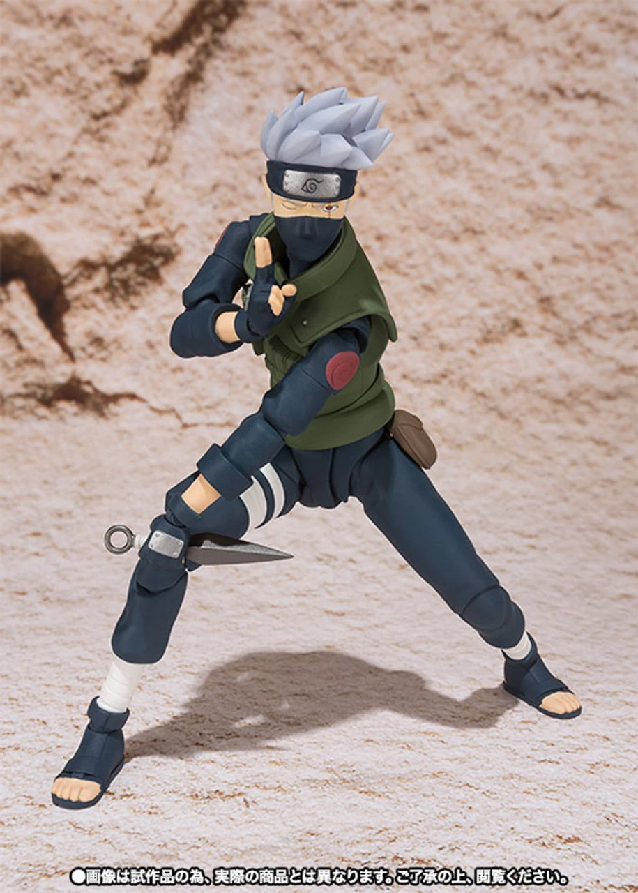 BANDAI Premium S.H.Figuarts Naruto Shippuden Hatake Kakashi Action Figure - Image 4