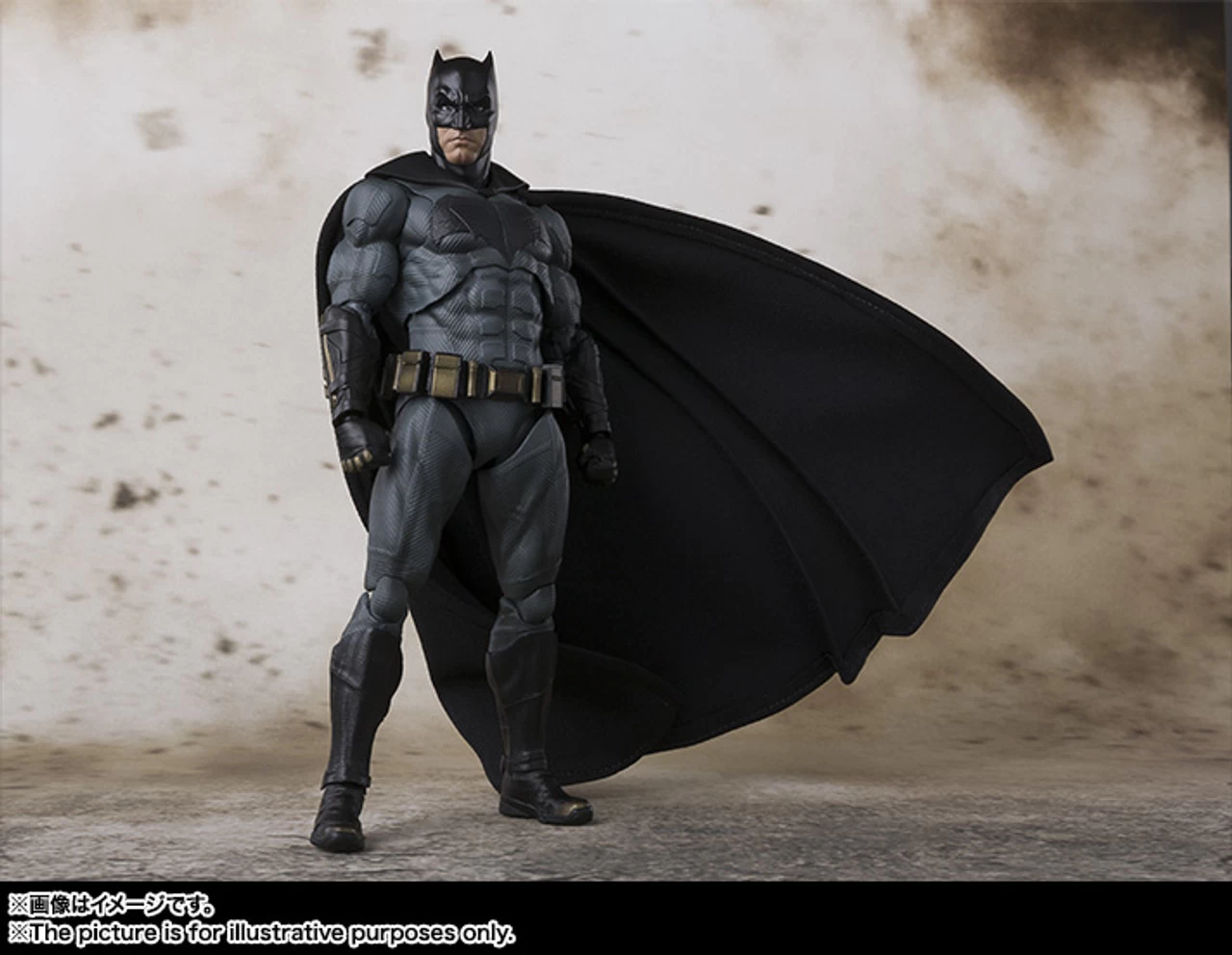 Bandai S.H.Figuarts BATMAN (JUSTICE LEAGUE) Action Figure (Completed) - Image 3