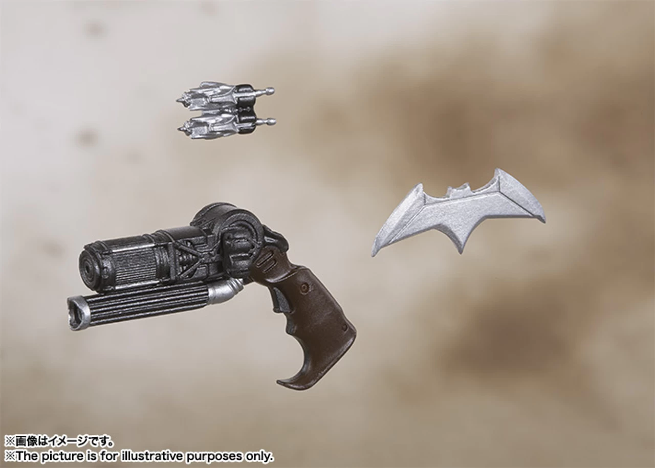 Bandai S.H.Figuarts BATMAN (JUSTICE LEAGUE) Action Figure (Completed) - Image 2