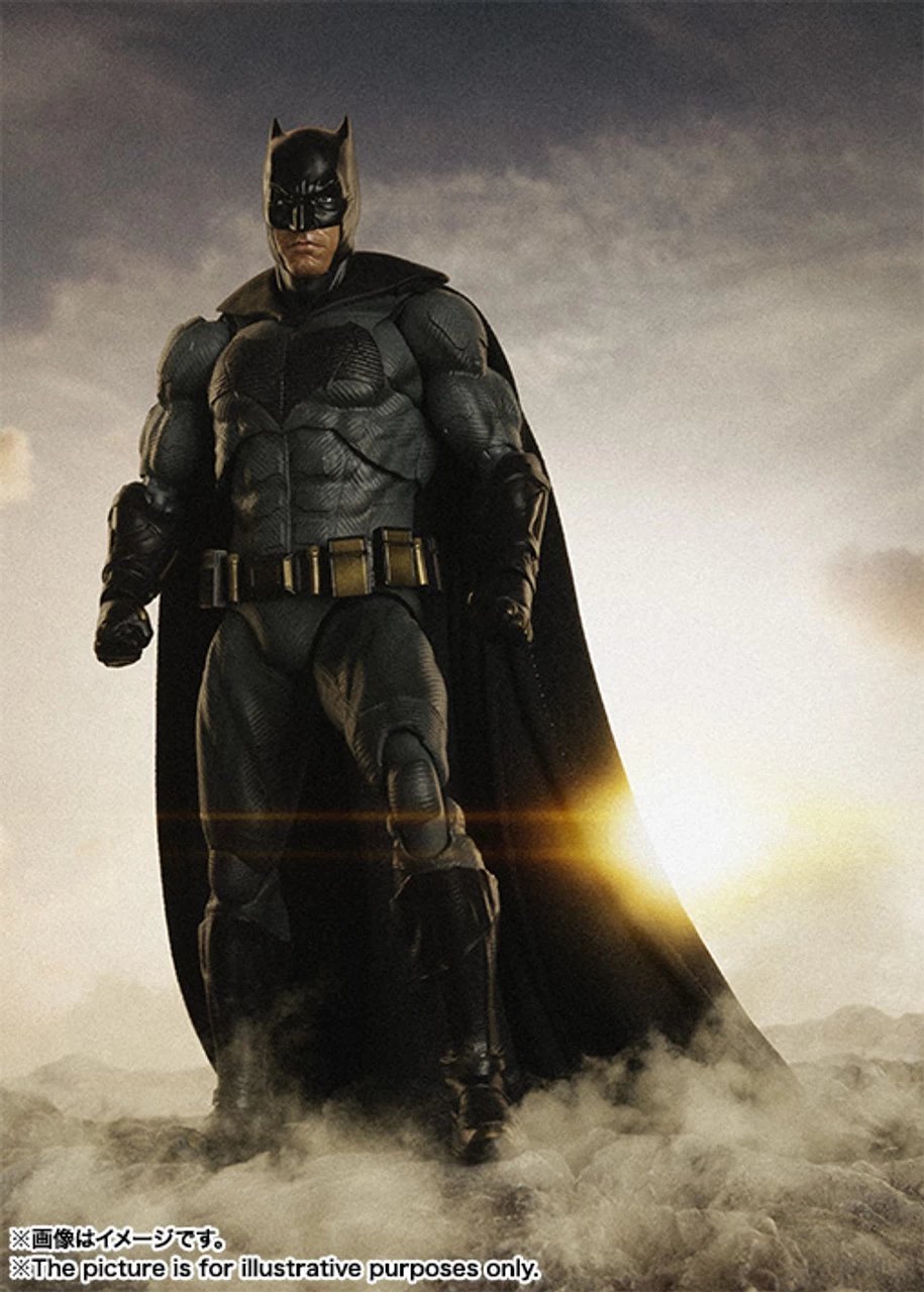 Bandai S.H.Figuarts BATMAN (JUSTICE LEAGUE) Action Figure (Completed) - Image 4