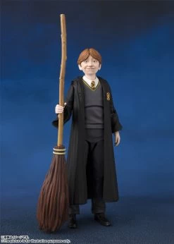 Bandai S.H.Figuarts Ron Weasleyr (Harry Potter And The Sorcerers Stone) Action Figure
